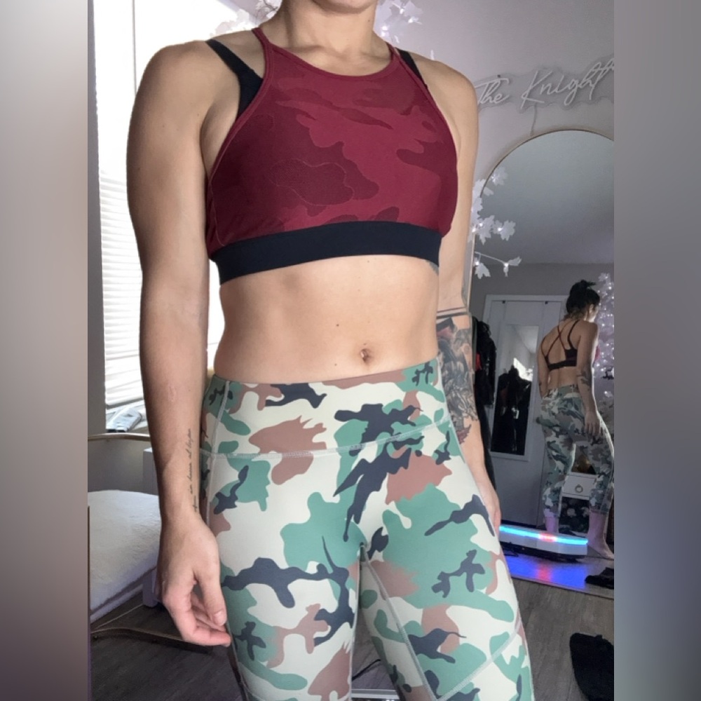 FIVE PIECE WORKOUT LOT SET shorts capri leggings crop top and sports bra FMFM - Picture 16 of 16